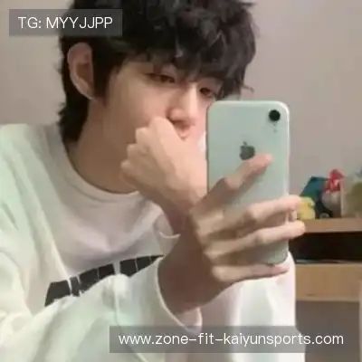 蓬盈晓